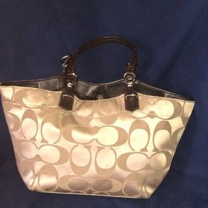 Coach Small tote purse good condition